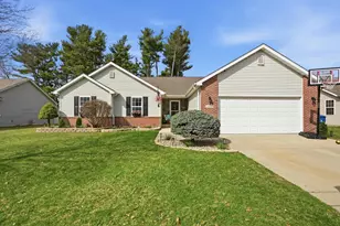 414 17th St SE, Demotte, IN 46310 - Photo 1