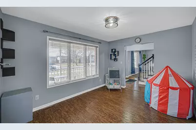 225 Beiriger Drive, Dyer, IN 46311 - Photo 9