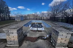 360 E Arnotts Dr, Rensselaer, IN 47978 - Photo 37