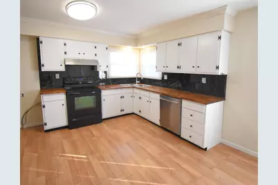 360 E Arnotts Drive, Rensselaer, IN 47978 - Photo 15