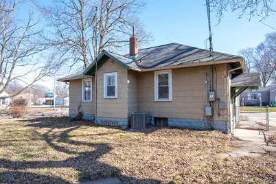 1207 Valparaiso Street, Valparaiso, IN 46383 - Photo 11
