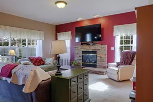 10491 Pike St, Crown Point, IN 46307 - Photo 3