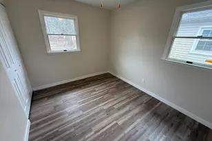 4089 Willow St, Hobart, IN 46342 - Photo 11