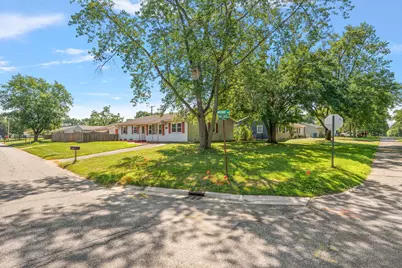 739 Eagle Creek Road, Valparaiso, IN 46385 - Photo 23