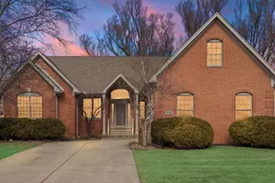 941 Boxwood Dr, Munster, IN 46321 - Photo 1