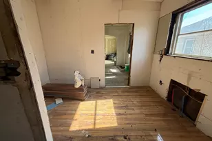 434 Pierce St, Gary, IN 46402 - Photo 5