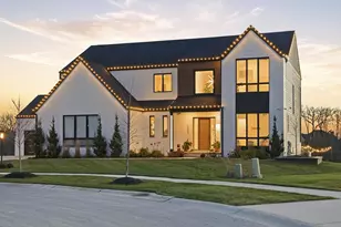 10092 Tall Grass Trail, Saint John, IN 46373 - Photo 3