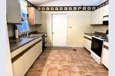 294 W Landing Terrace Drive, Winamac, IN 46996 - Photo 7