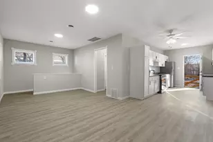 361 Madison St, Gary, IN 46402 - Photo 5