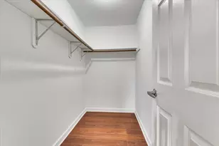 1444 Woodview Dr, Crown Point, IN 46307 - Photo 11