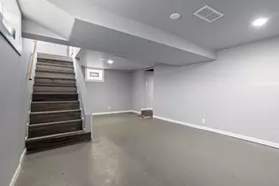 824 Johnson St, Gary, IN 46402 - Photo 17