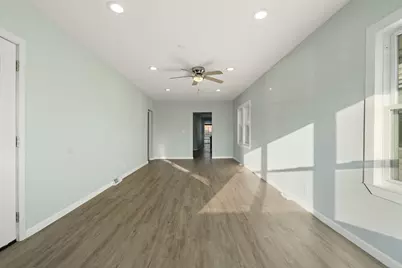 824 Johnson Street, Gary, IN 46402 - Photo 7