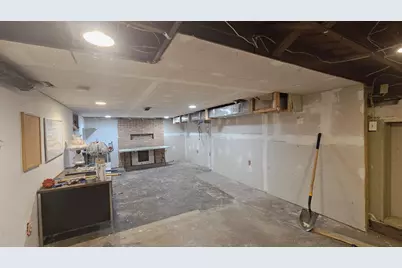 2700 Blake Road, Portage, IN 46368 - Photo 5