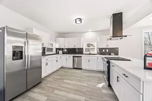 407 Polk St, Gary, IN 46402 - Photo 13