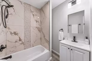 407 Polk St, Gary, IN 46402 - Photo 29