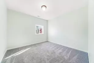 407 Polk St, Gary, IN 46402 - Photo 23