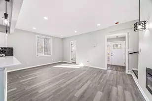 407 Polk St, Gary, IN 46402 - Photo 11