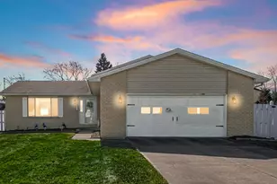 3237 Atlanta Ct, Portage, IN 46368 - Photo 3