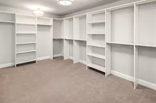 9353 Corydalis Ave, Saint John, IN 46373 - Photo 13