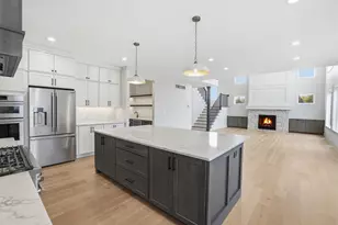 9353 Corydalis Ave, Saint John, IN 46373 - Photo 5