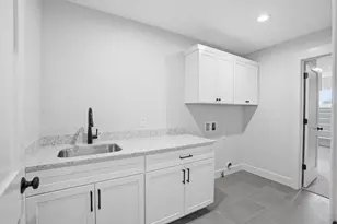 9353 Corydalis Ave, Saint John, IN 46373 - Photo 29
