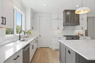 9353 Corydalis Ave, Saint John, IN 46373 - Photo 17