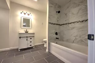 317 Oberreich St, La Porte, IN 46350 - Photo 15