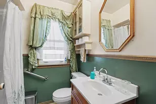 1670 W 61st Pl, Merrillville, IN 46410 - Photo 13