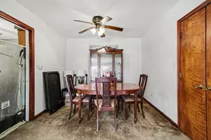 1670 W 61st Pl, Merrillville, IN 46410 - Photo 7