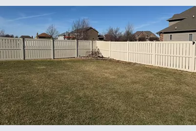 9112 W 96th Place, Saint John, IN 46373 - Photo 17