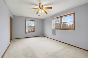 3863 Kingsway Dr, Crown Point, IN 46307 - Photo 17