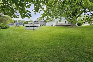 3863 Kingsway Dr, Crown Point, IN 46307 - Photo 41