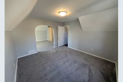 313 N Carroll Avenue, Michigan City, IN 46360 - Photo 11