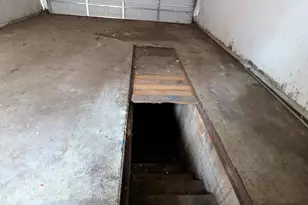 313 N Carroll Ave, Michigan City, IN 46360 - Photo 25