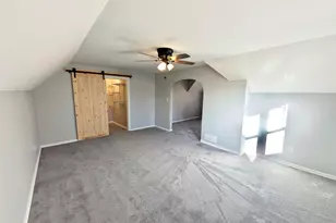 313 N Carroll Ave, Michigan City, IN 46360 - Photo 9