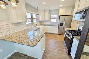 313 N Carroll Ave, Michigan City, IN 46360 - Photo 3