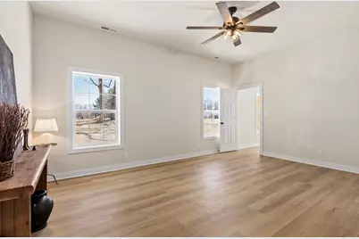 10842 N 1000 W, Demotte, IN 46310 - Photo 9