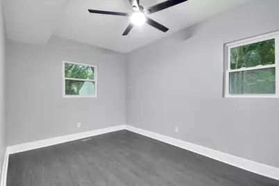 859 Fayette Street, Gary, IN 46403 - Photo 9