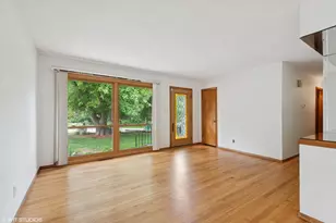 925 N Warren St, Gary, IN 46403 - Photo 3