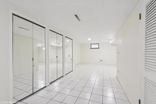 925 N Warren St, Gary, IN 46403 - Photo 11