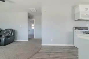 2517 River Dr, Highland, IN 46322 - Photo 3