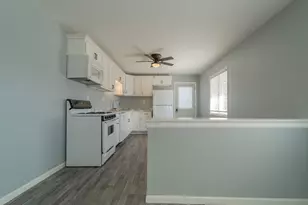 2517 River Dr, Highland, IN 46322 - Photo 7