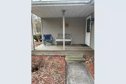 546 Gardenia Street SE, Demotte, IN 46310 - Photo 7