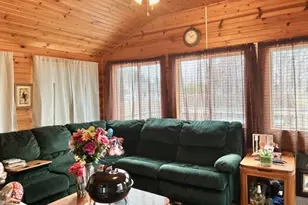 546 Gardenia St SE, Demotte, IN 46310 - Photo 13