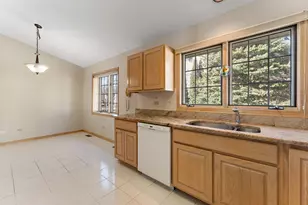 1459 Carriage Oaks Ct, Dyer, IN 46311 - Photo 11