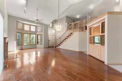 1459 Carriage Oaks Court, Dyer, IN 46311 - Photo 7