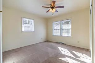 539 S Rensselaer St, Griffith, IN 46319 - Photo 19