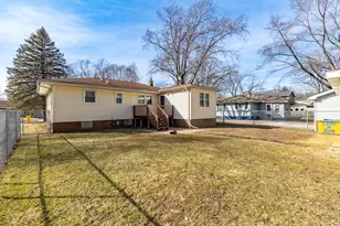 539 S Rensselaer St, Griffith, IN 46319 - Photo 5