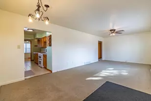 539 S Rensselaer St, Griffith, IN 46319 - Photo 11