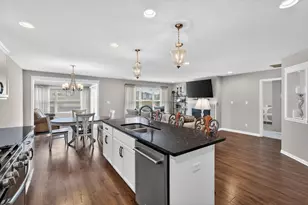 2310 Hudson Rd, Valparaiso, IN 46385 - Photo 7